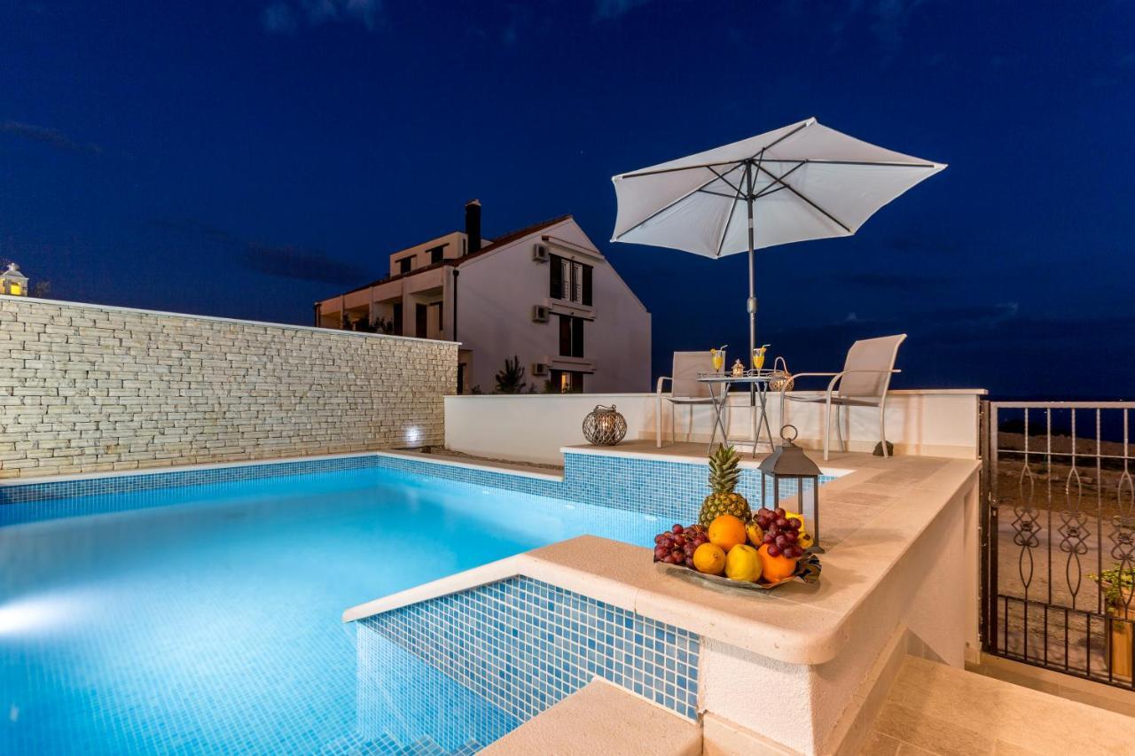 Luxury Villa Bello Horizonte With Swimming Pool سبليت المظهر الخارجي الصورة