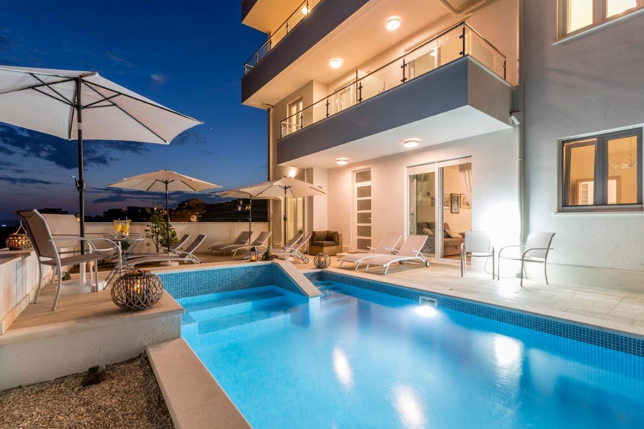 Luxury Villa Bello Horizonte With Swimming Pool سبليت المظهر الخارجي الصورة