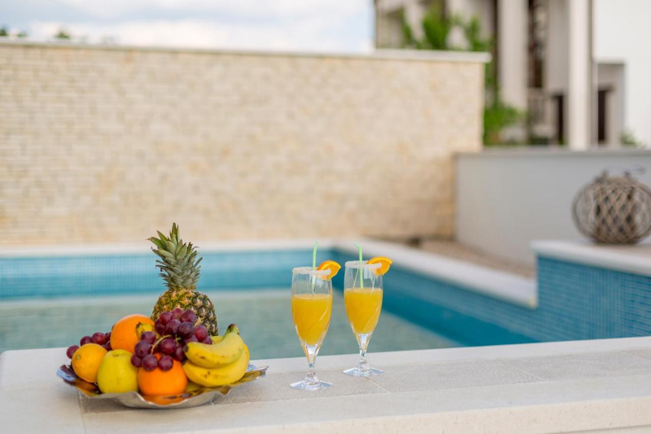 Luxury Villa Bello Horizonte With Swimming Pool سبليت المظهر الخارجي الصورة