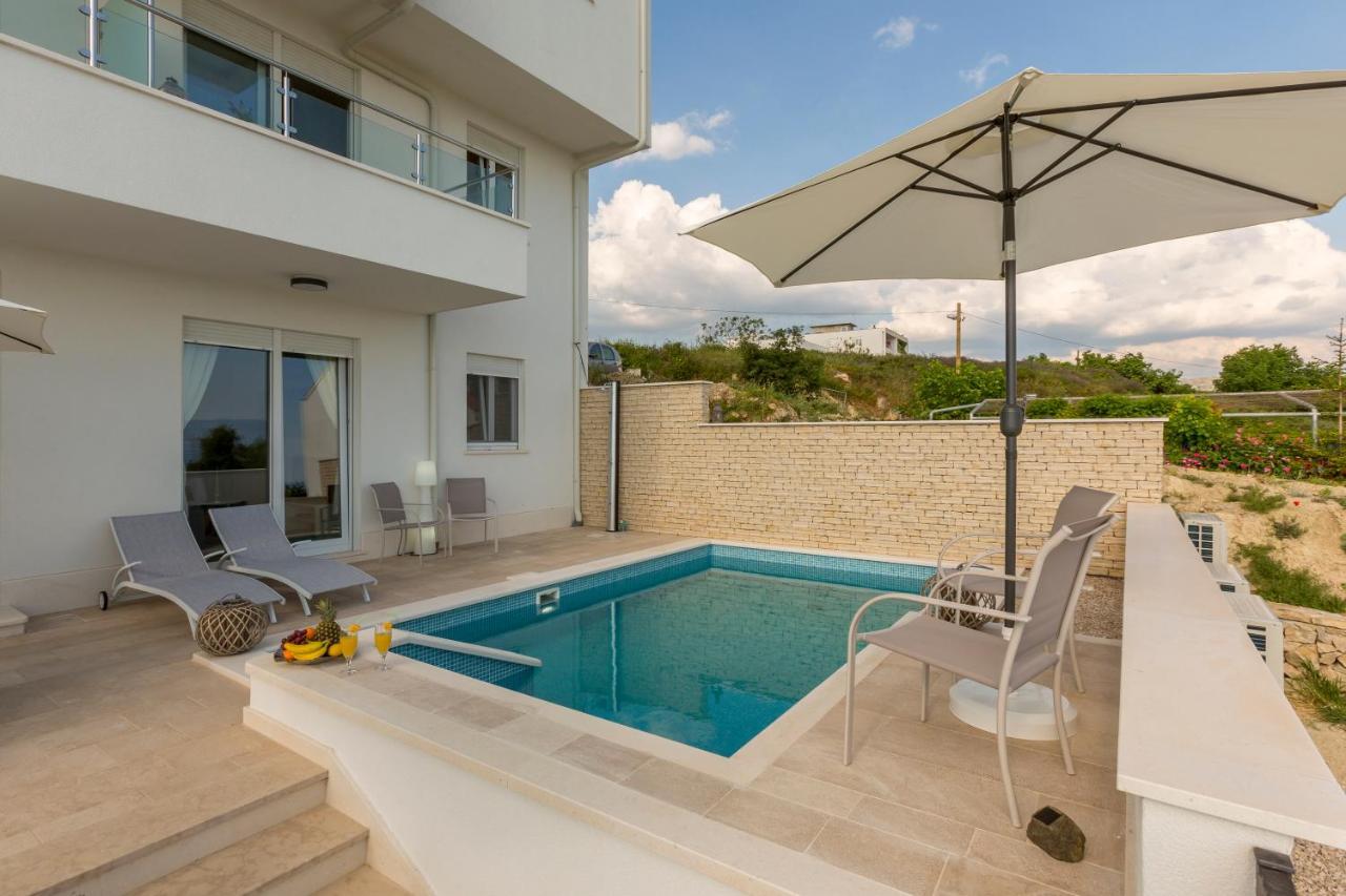 Luxury Villa Bello Horizonte With Swimming Pool سبليت المظهر الخارجي الصورة